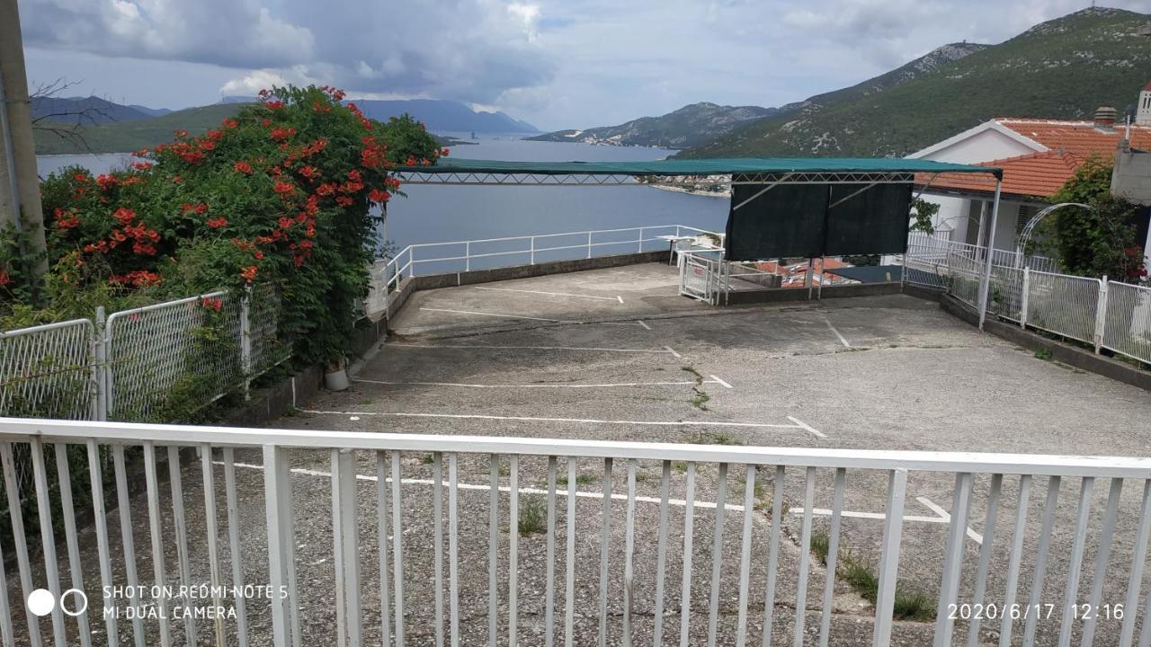 Apartmani - Sobe Cosic Неум Екстер'єр фото