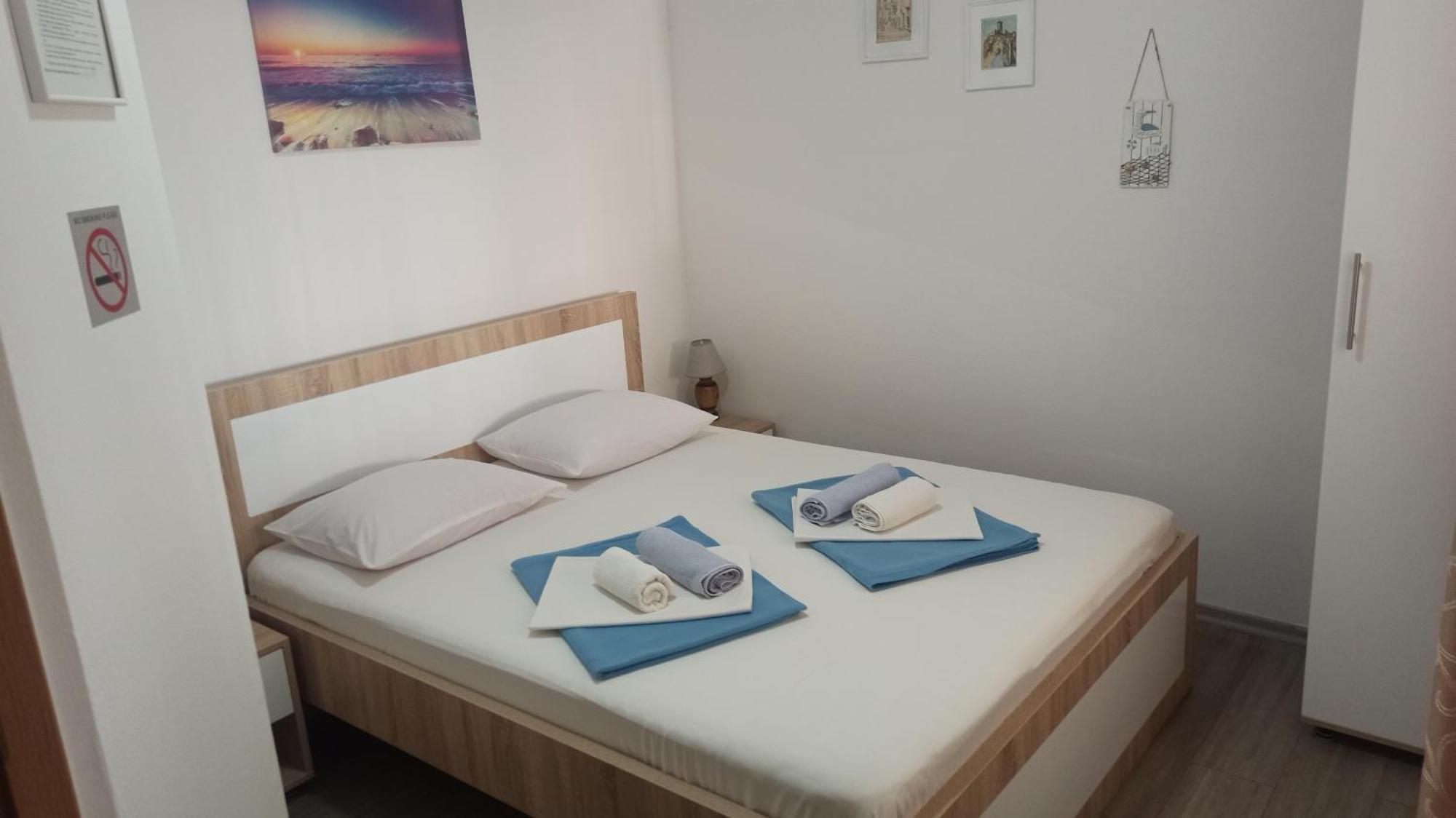 Apartmani - Sobe Cosic Неум Екстер'єр фото