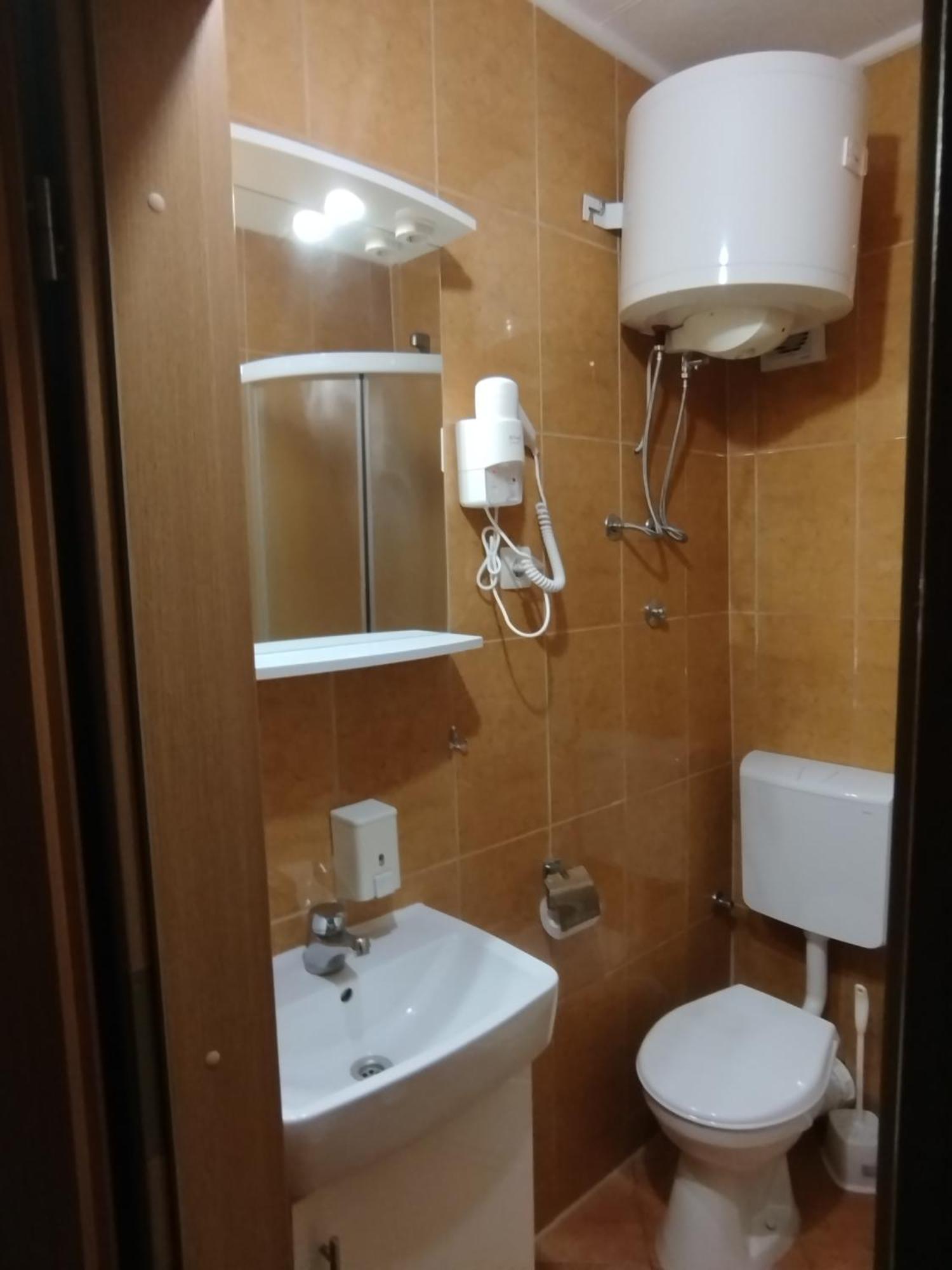Apartmani - Sobe Cosic Неум Екстер'єр фото