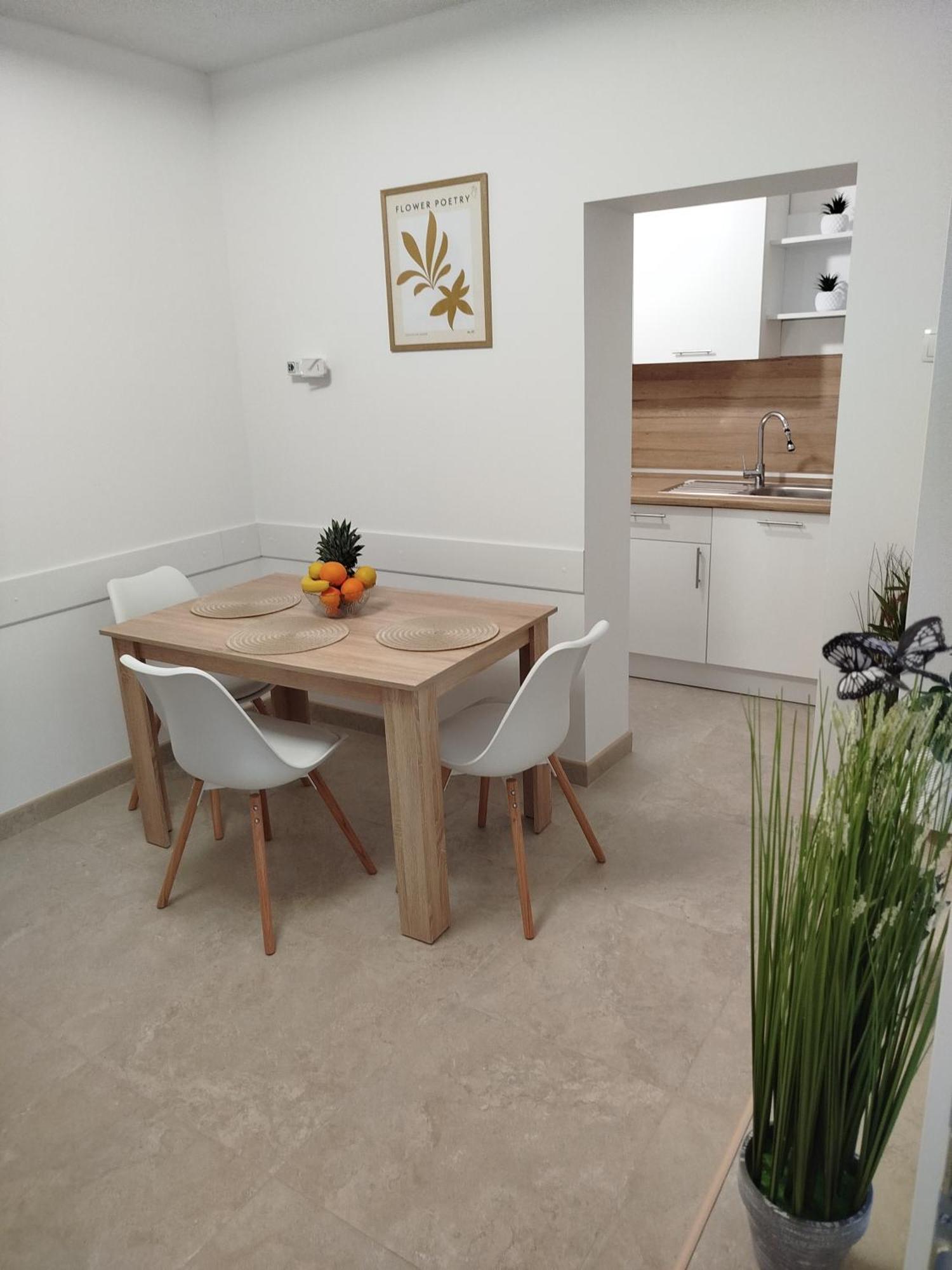 Apartmani - Sobe Cosic Неум Екстер'єр фото